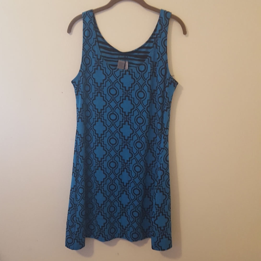 5/$25 New directions REVERSIBLE dress